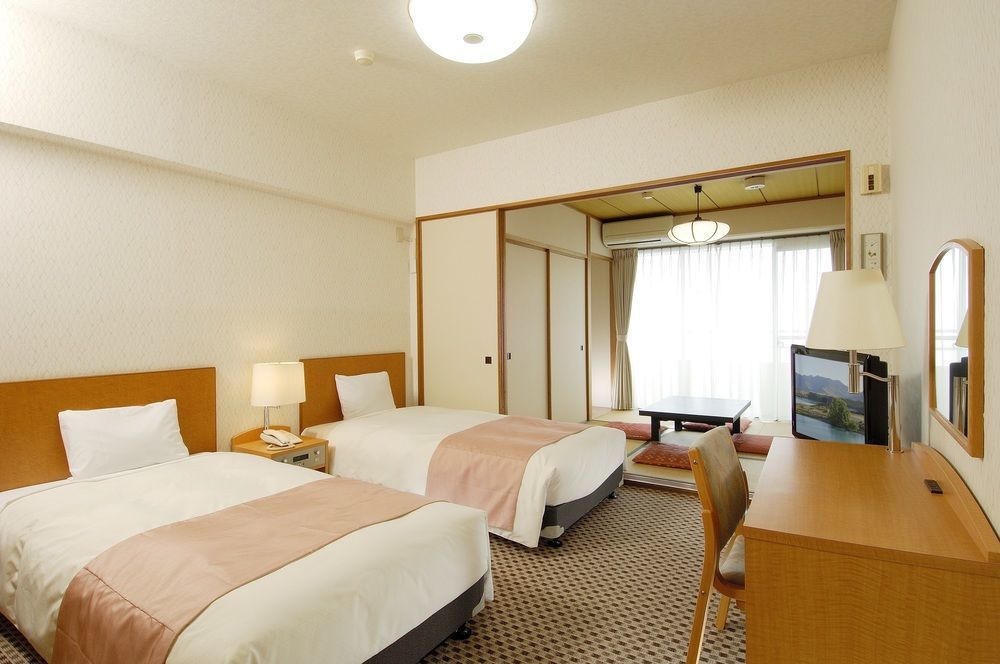 Hotel Wisterian Life Club Atami Atami  Esterno foto